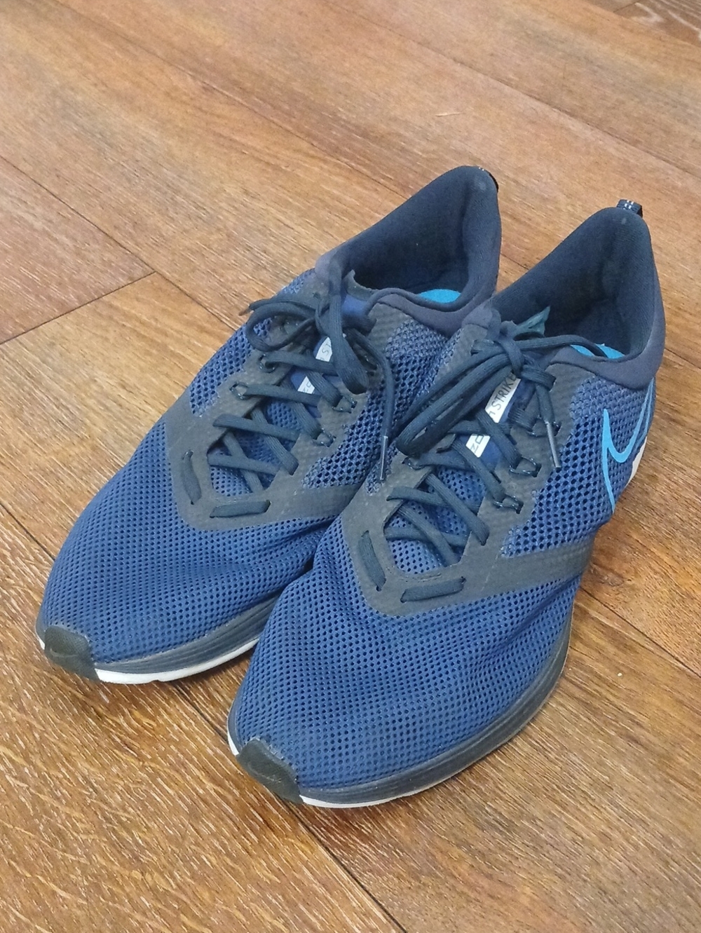 Nike Men’s Zoom Strike Running Shoes